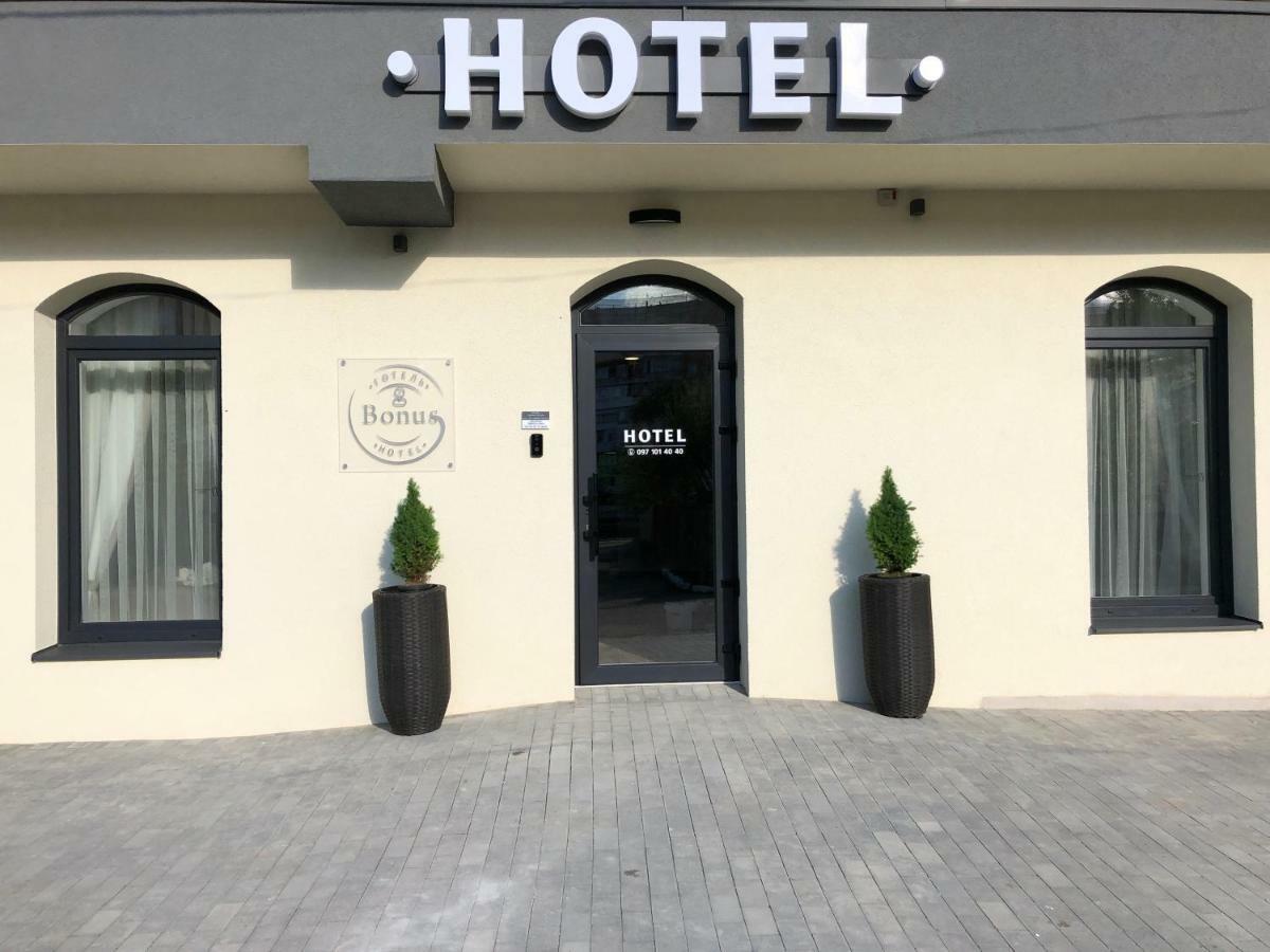 Hotel Bonus Kołomyja Zewnętrze zdjęcie
